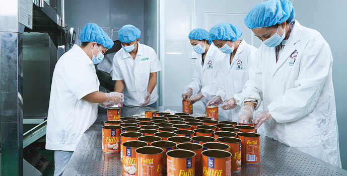 设立小批量生产线，年产量达8000万袋/罐