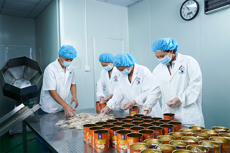 焦点娱乐坚果加工厂专业贴牌代加工